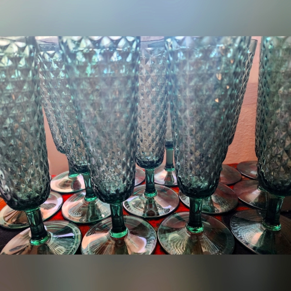 Vintage Style Champagne Glasses